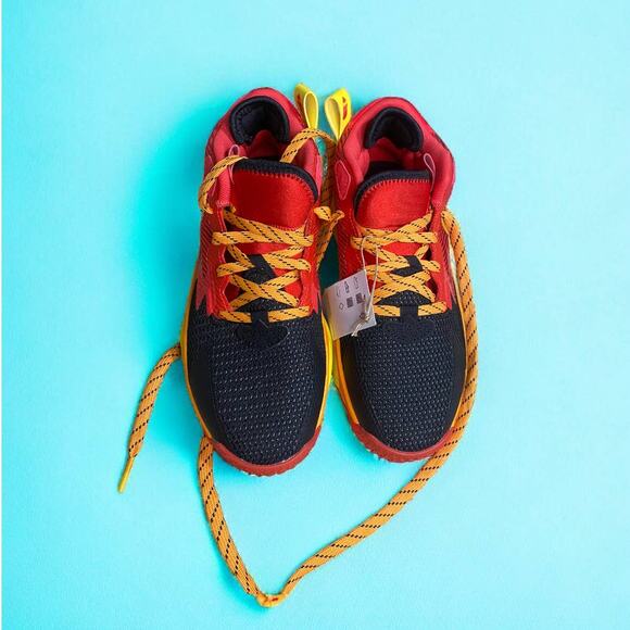 Adidas x Disney Mr. Incredible NWT Dame 8 Red Yellow Basketball Sneakers 5Y - Picture 2 of 15